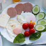 Dena Vlorë