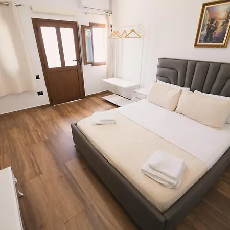 Dena * Vlorë