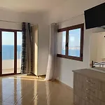 Dena Vlorë