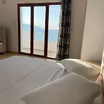 Dena Apartmán Vlorë