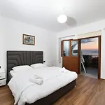 Dena Apartmán Vlorë