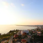 Διαμέρισμα Dena *