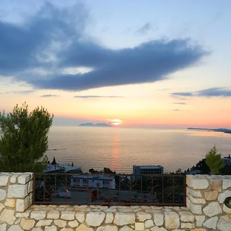 Dena Apartmán Vlorë