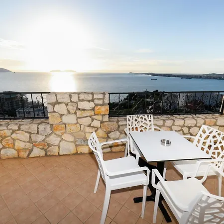 Dena Apartmán