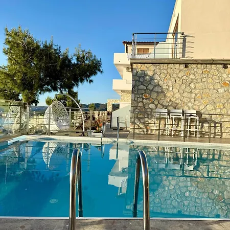 Dena Vlorë