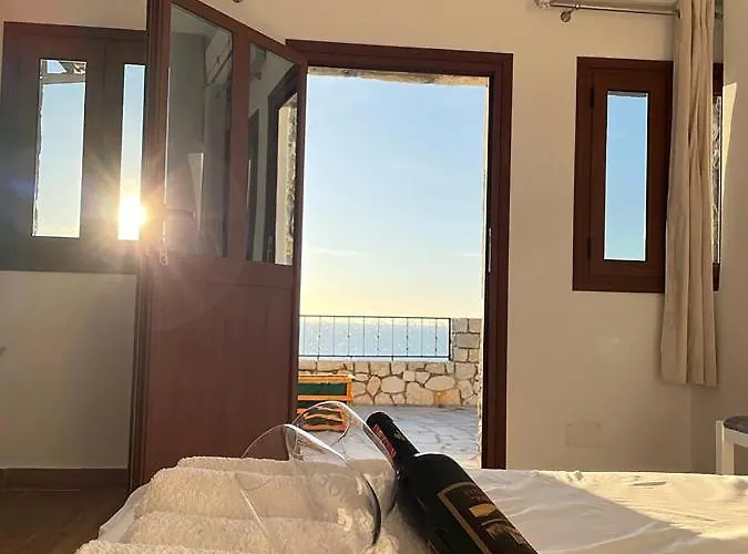 Dena Appartement Vlorë