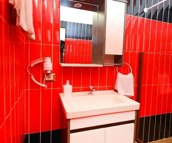 Dena Appartement Vlorë